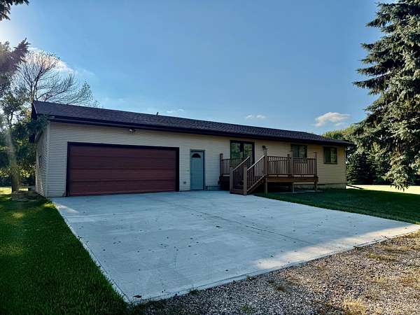 4 Acres of Land with Home for Sale in Worthington, Minnesota