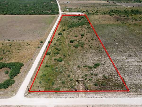 12.2 Acres of Agricultural Land for Sale in San Manuel, Texas