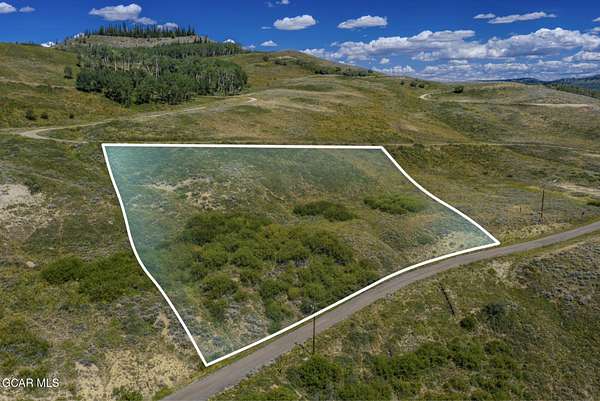 2 Acres of Land for Sale in Kremmling, Colorado