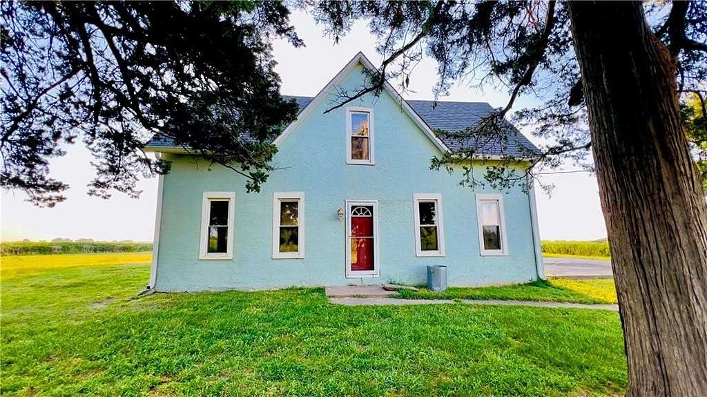 9.6 Acres of Land with Home for Sale in Bucyrus, Kansas