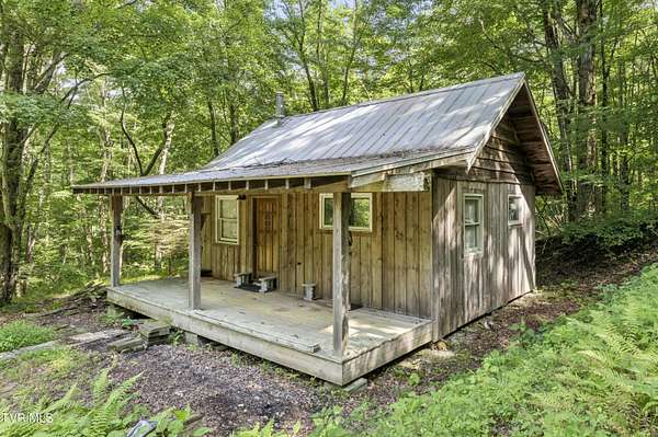 3.36 Acres of Improved Residential Land for Sale in Roan Mountain, Tennessee