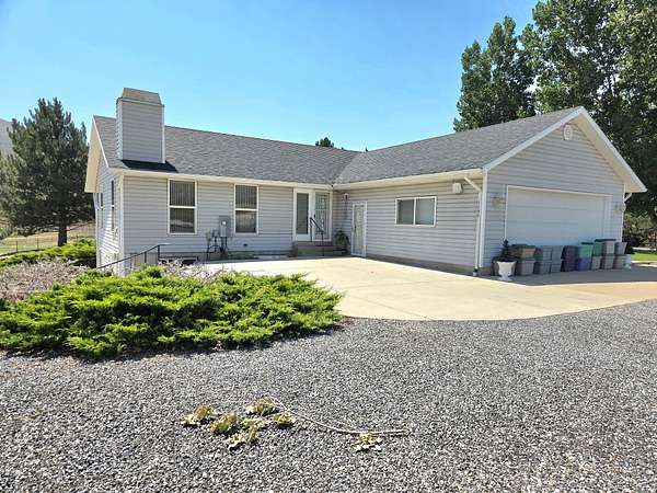 5 Acres of Land with Home for Sale in Henefer, Utah