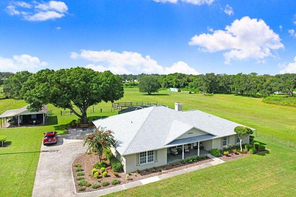 5.12 Acres of Land with Home for Sale in Dover, Florida