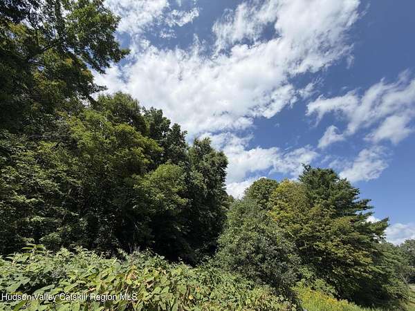 11 Acres of Recreational & Residential Land for Sale in Hillsdale, New York