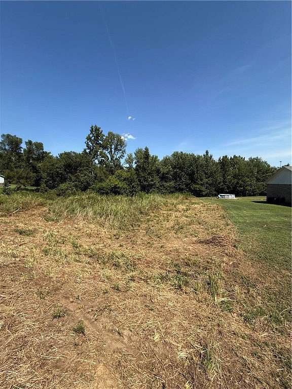 1.28 Acres of Land for Sale in Russellville, Arkansas