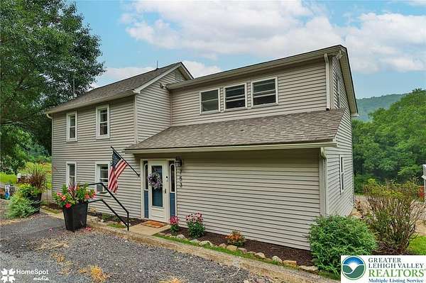 3 Acres of Land with Home for Sale in Saylorsburg, Pennsylvania
