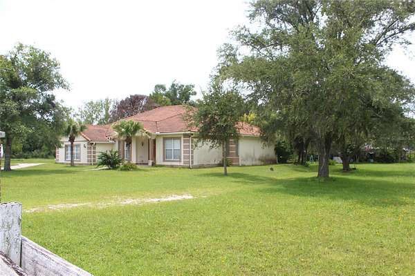 4.53 Acres of Improved Mixed-Use Land for Sale in Kissimmee, Florida