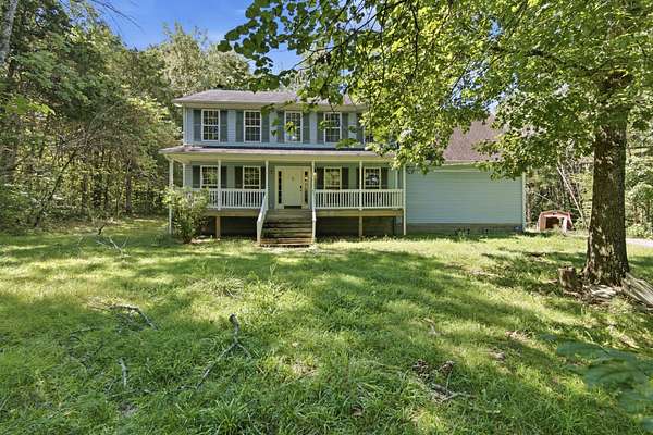 8 Acres of Land with Home for Sale in Lebanon, Tennessee