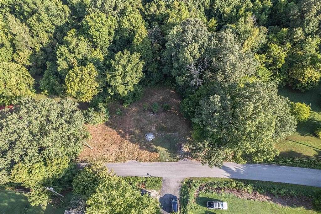 0.75 Acres of Residential Land for Sale in Beaver Dam, Kentucky