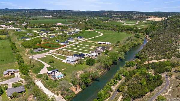 1 Acre of Residential Land for Sale in New Braunfels, Texas