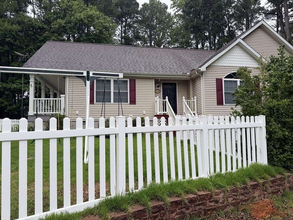 3 Acres of Land with Home for Lease in New Church, Virginia