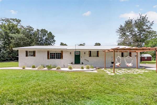 2 Acres of Land with Home for Sale in Ocala, Florida