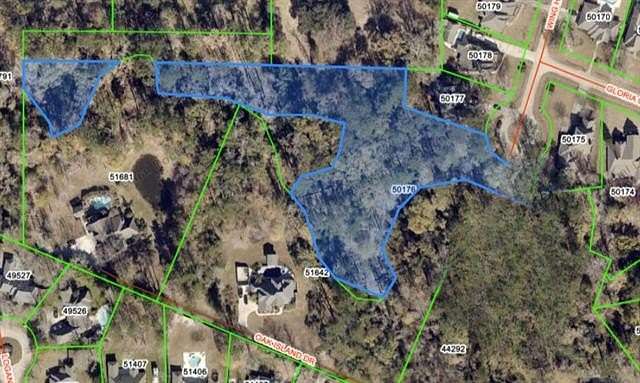 2.8 Acres of Residential Land for Sale in Mandeville, Louisiana