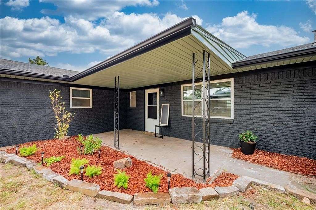 4.57 Acres of Land with Home for Sale in Harrah, Oklahoma