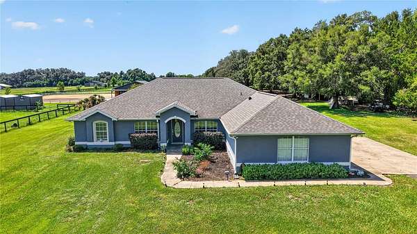 9.34 Acres of Land with Home for Sale in Dunnellon, Florida