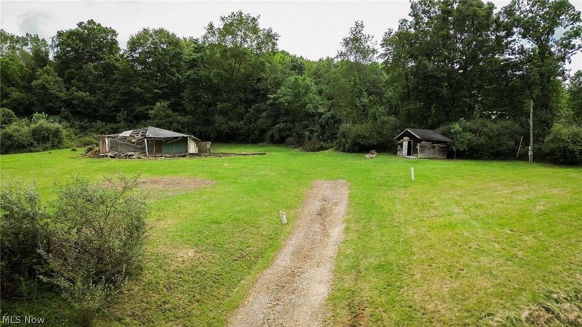 5 Acres of Residential Land for Sale in Warsaw, Ohio