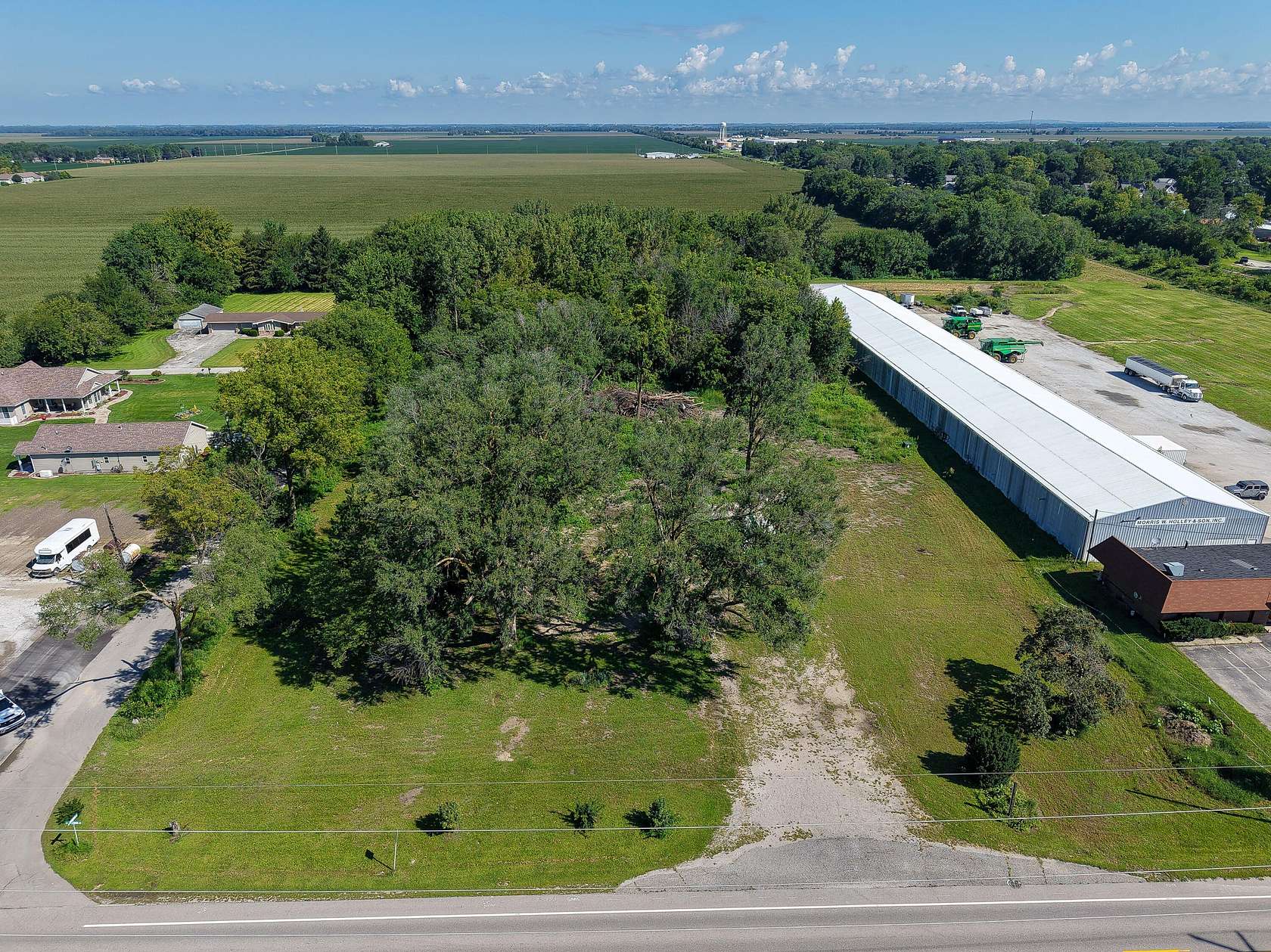 4 Acres of Mixed-Use Land for Sale in Kentland, Indiana