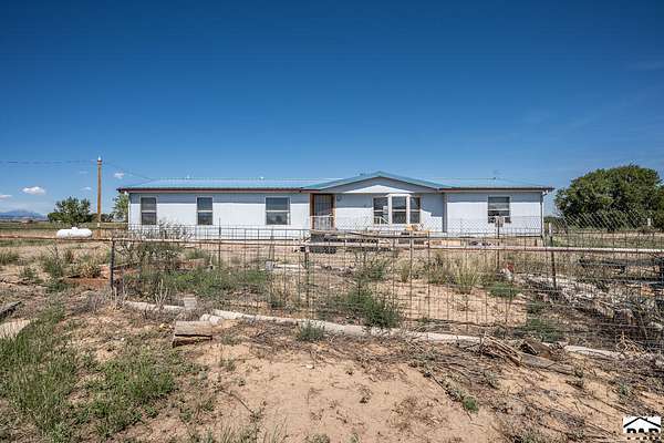 9.87 Acres of Land with Home for Sale in Trinidad, Colorado