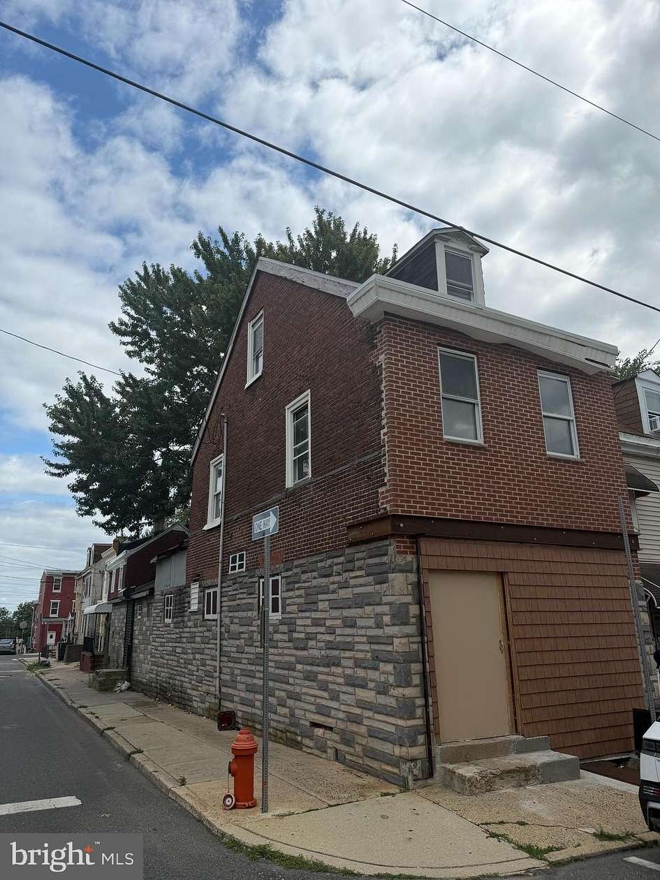 0.03 Acres of Commercial Land for Sale in Philadelphia, Pennsylvania