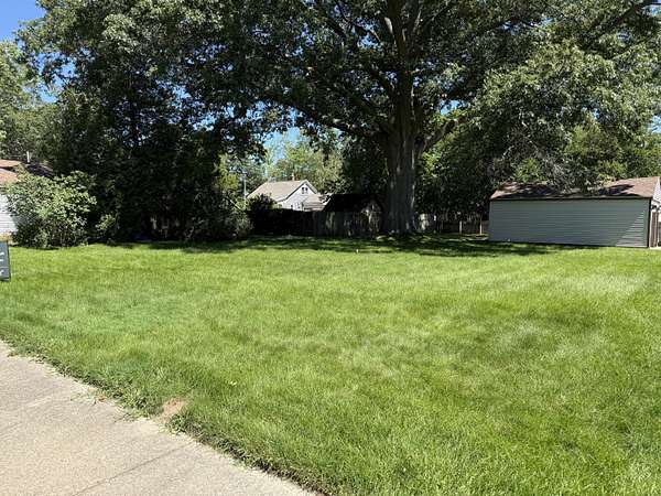 0.09 Acres of Residential Land for Sale in Muskegon, Michigan