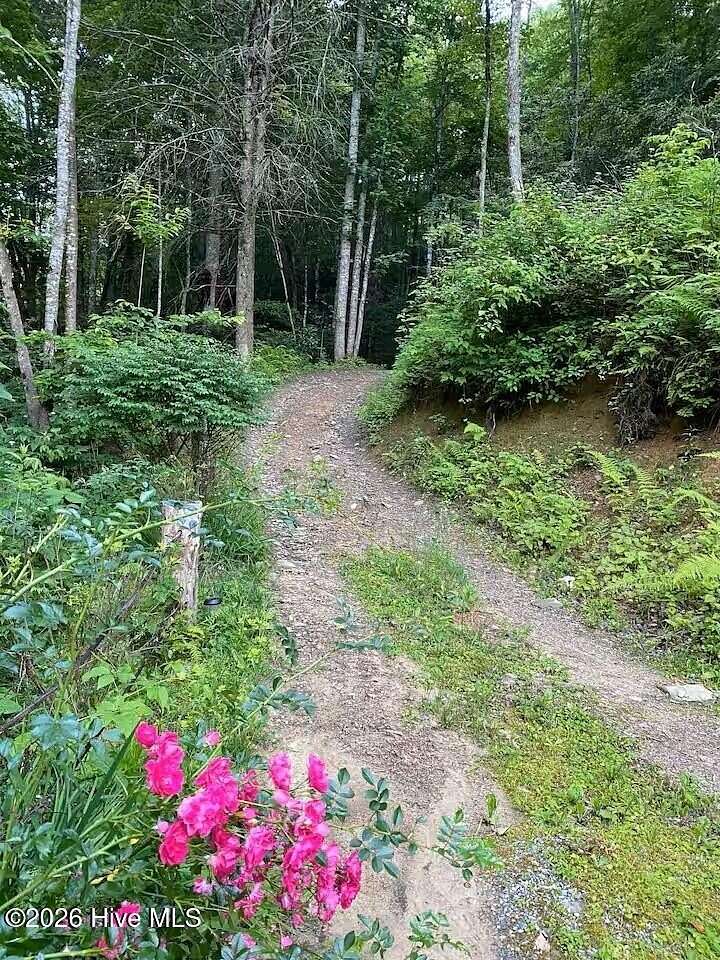 4.55 Acres of Residential Land for Sale in Topton, North Carolina