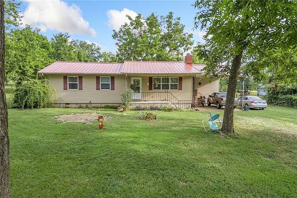 1.89 Acres of Land with Home for Sale in Harrison, Arkansas