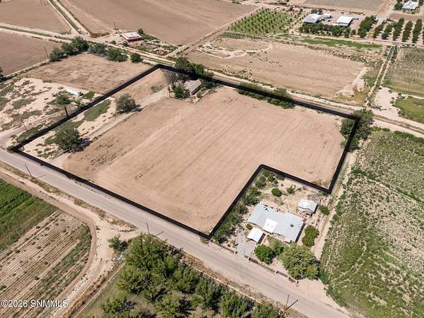 5.6 Acres of Land with Home for Sale in La Mesa, New Mexico