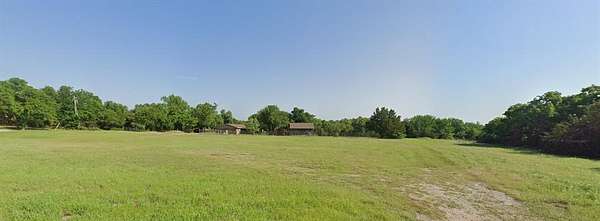 1.5 Acres of Residential Land for Sale in Edmond, Oklahoma