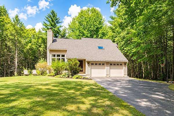 2.82 Acres of Land with Home for Sale in Barrington, New Hampshire