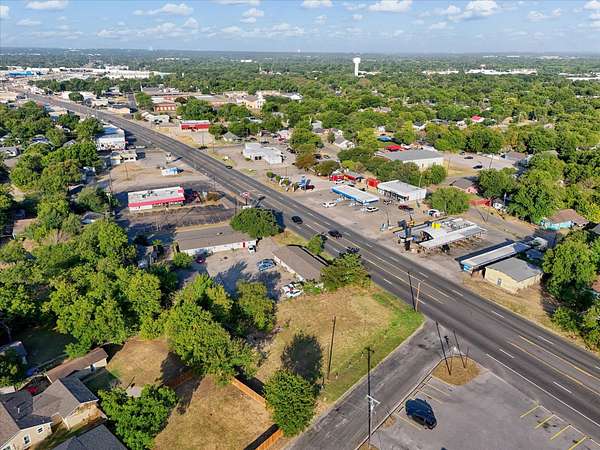 0.25 Acres of Commercial Land for Sale in Bellmead, Texas