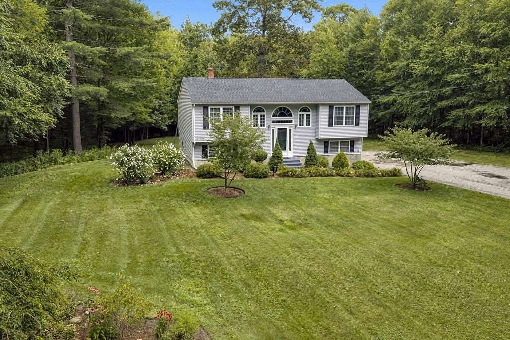 3.15 Acres of Land with Home for Sale in Hubbardston, Massachusetts
