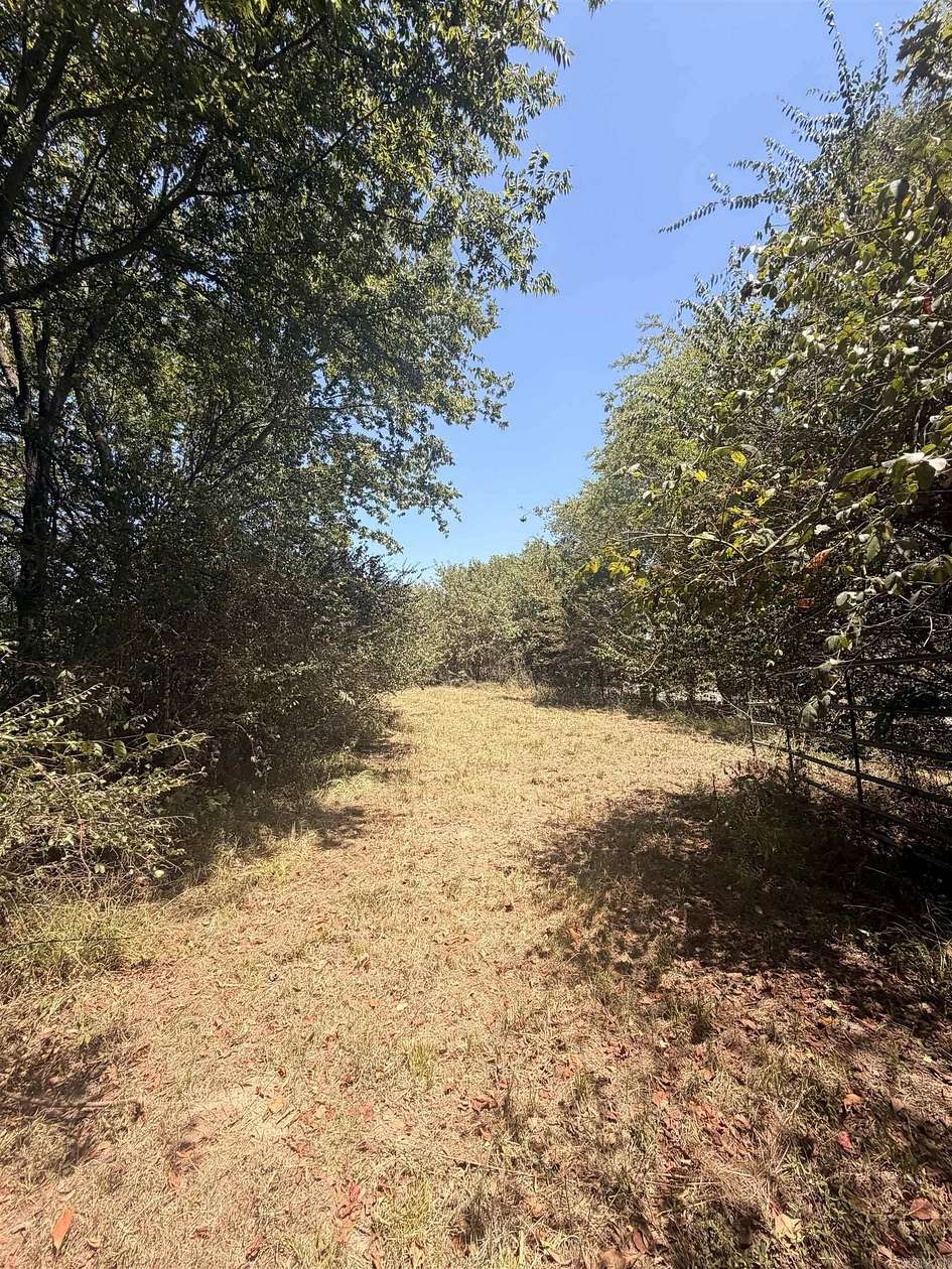 7.6 Acres of Land for Sale in Hope, Arkansas