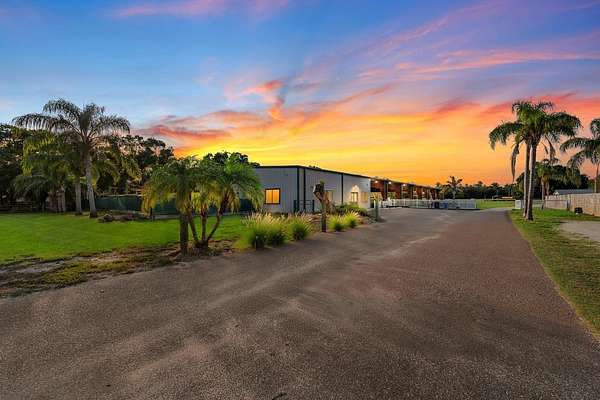 10 Acres of Improved Land for Sale in Tampa, Florida