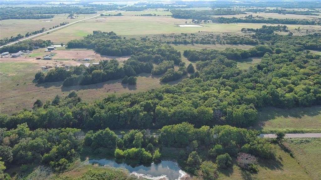 10 Acres of Recreational & Residential Land for Sale in Holdenville, Oklahoma