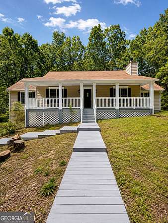 3.37 Acres of Land with Home for Lease in Dacula, Georgia