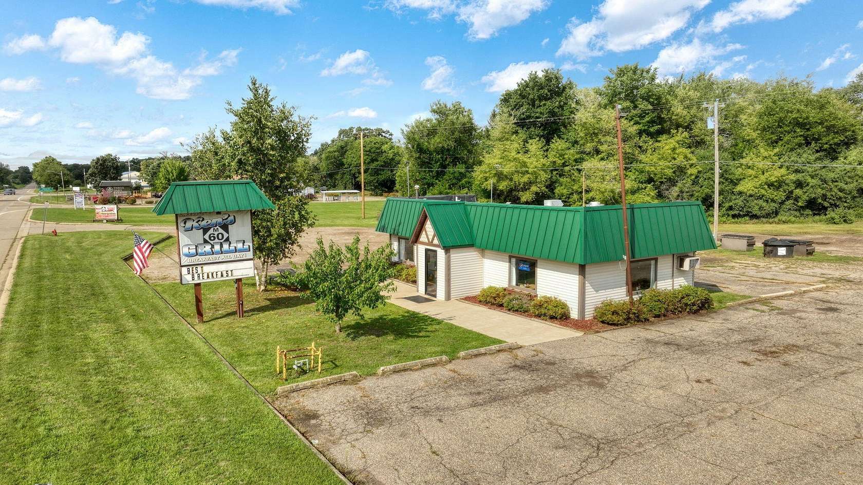 2 Acres of Improved Commercial Land for Sale in Concord, Michigan