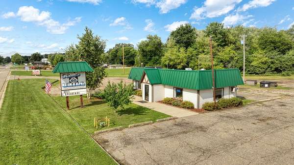 2 Acres of Improved Commercial Land for Sale in Concord, Michigan