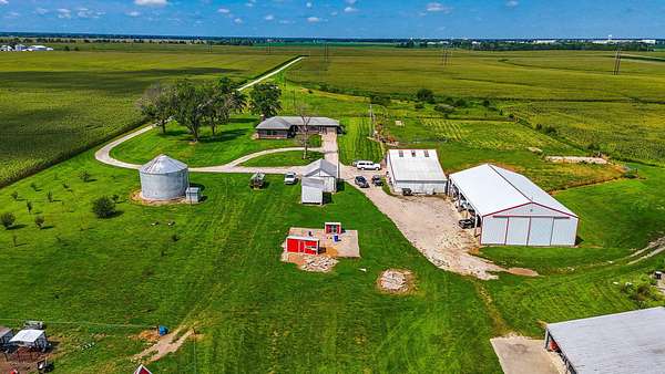 54.9 Acres of Agricultural Land with Home for Sale in Mexico, Missouri
