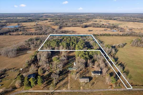 12.5 Acres of Recreational & Residential Land for Sale in Mount Pleasant, Texas