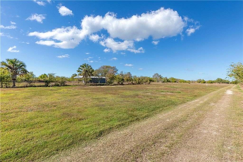 1.33 Acres of Land for Sale in Matagorda, Texas
