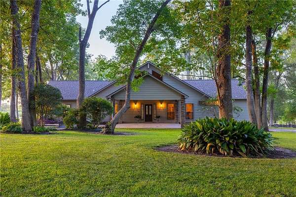 21 Acres of Recreational Land with Home for Sale in Brenham, Texas