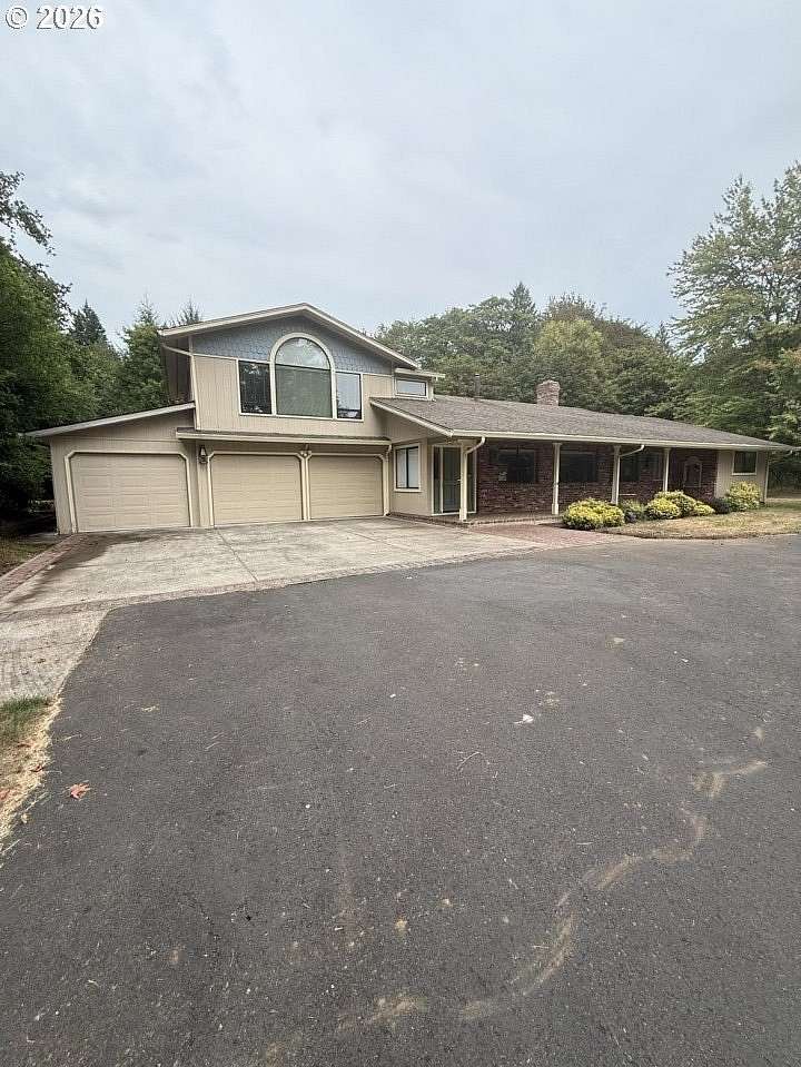 12.2 Acres of Land with Home for Sale in Vancouver, Washington