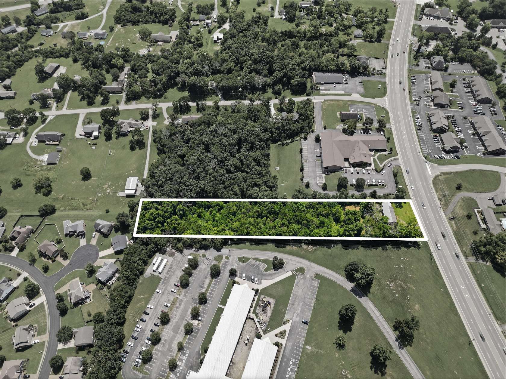 2.33 Acres of Improved Mixed-Use Land for Auction in Mount Juliet, Tennessee