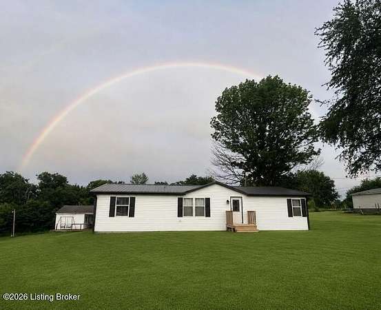 4.33 Acres of Land with Home for Sale in Brandenburg, Kentucky