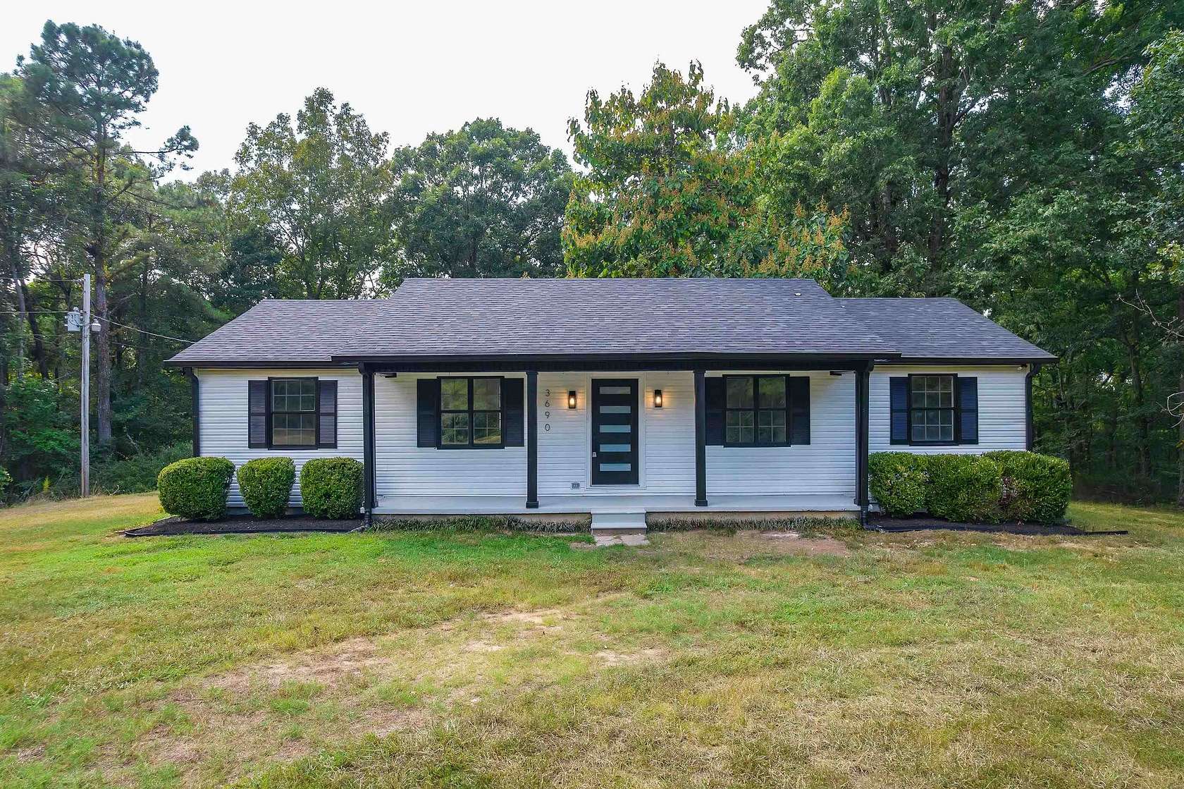 1.7 Acres of Land with Home for Sale in Middleton, Tennessee