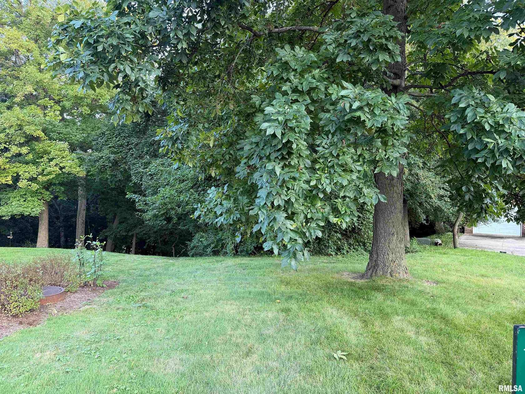 0.6 Acres of Residential Land for Sale in Peoria, Illinois