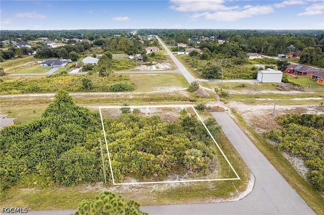 0.25 Acres of Residential Land for Sale in Lehigh Acres, Florida