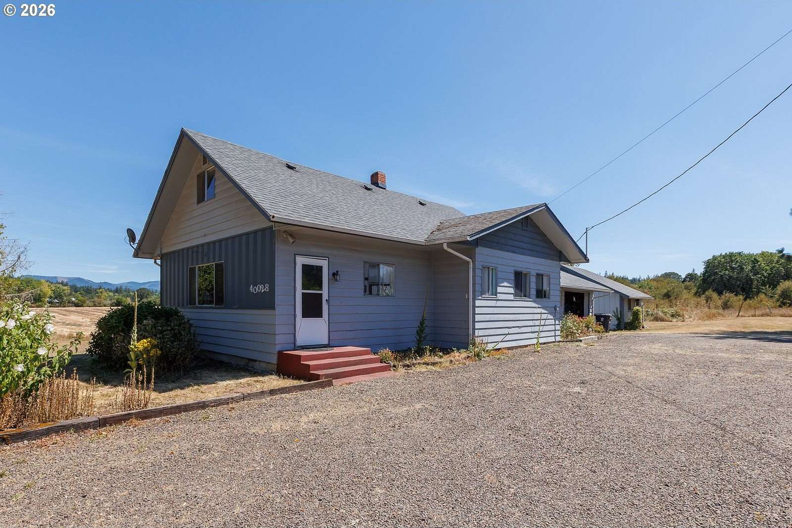 5 Acres of Land with Home for Sale in Lebanon, Oregon