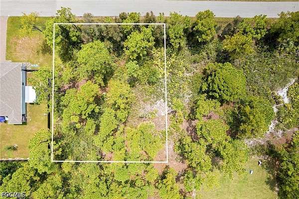 0.25 Acres of Residential Land for Sale in Lehigh Acres, Florida