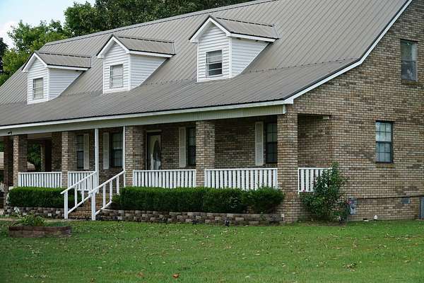 12 Acres of Recreational Land with Home for Sale in Phil Campbell, Alabama